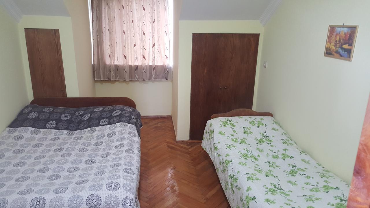 Guest House Lazuri ساربي المظهر الخارجي الصورة